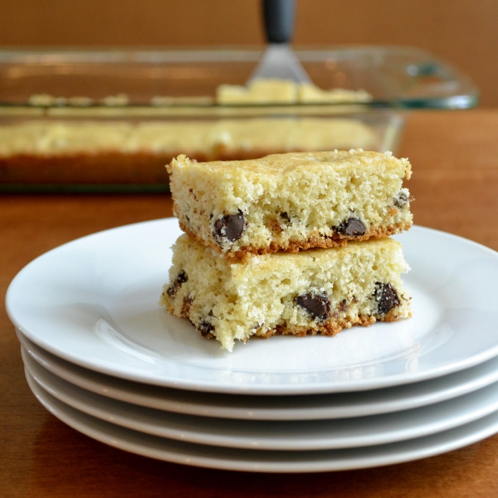 chocolate chips blondies