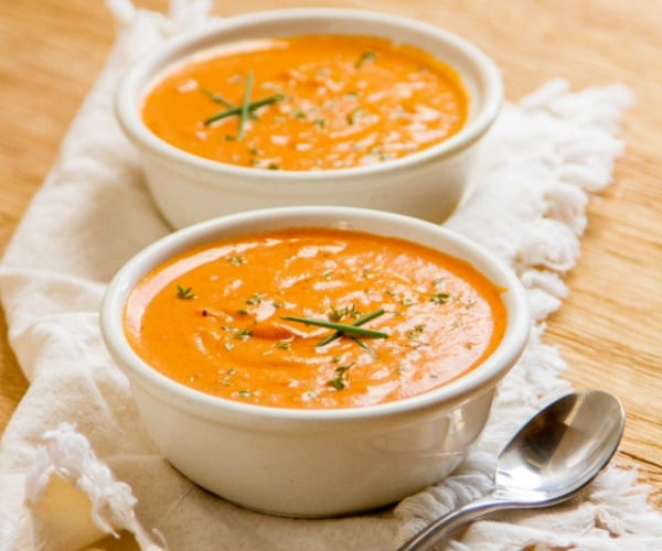 tomato-Parmesan-slow-cooker-soup rfrd