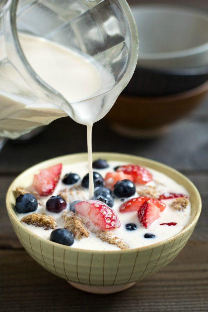 How to Make Almond Milk - Easy Homemade Non-Dairy Drink